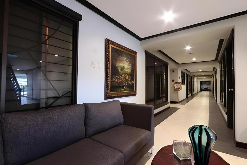 D' Leonor Hotel Davao Exterior foto